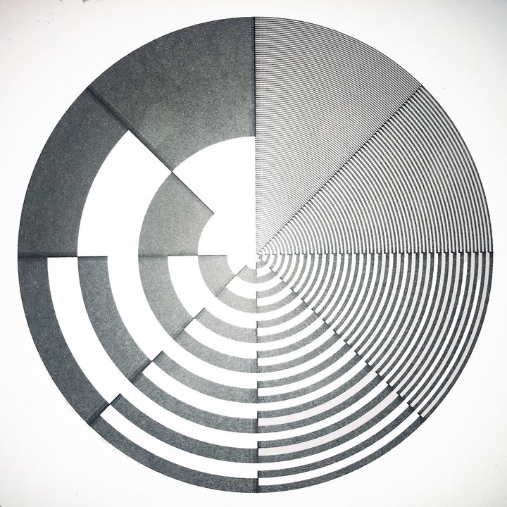 8 bits binary circular lines, black on white, in sequence