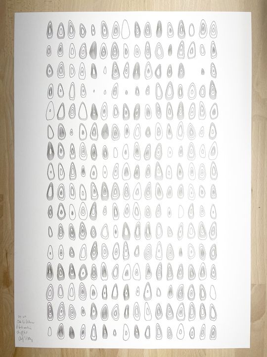 8 bits menhirs, different shapes. Black on white, shuffled